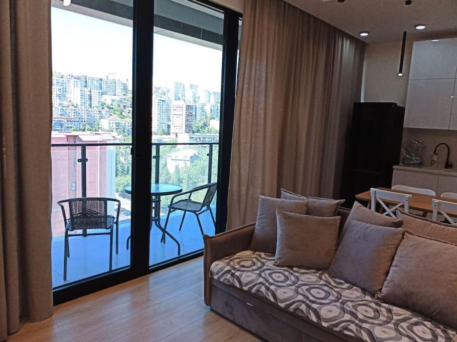 Apartment Saburtalo Palace 1b