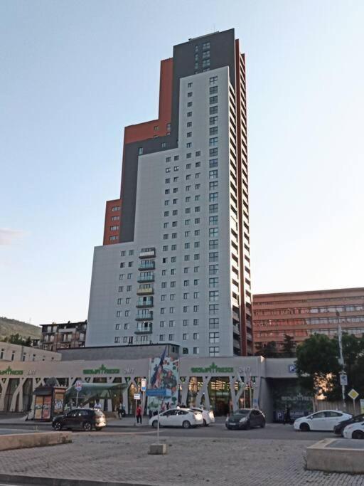 Saburtalo Palace 1b *